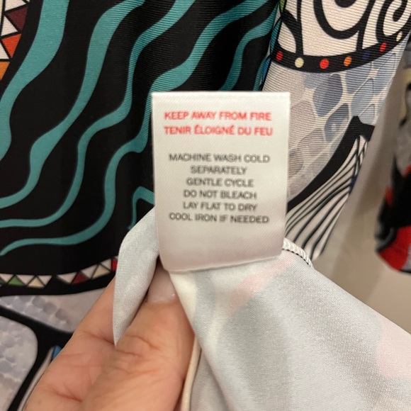 Multicolor Abstract Print Dress - Picture 3 of 4